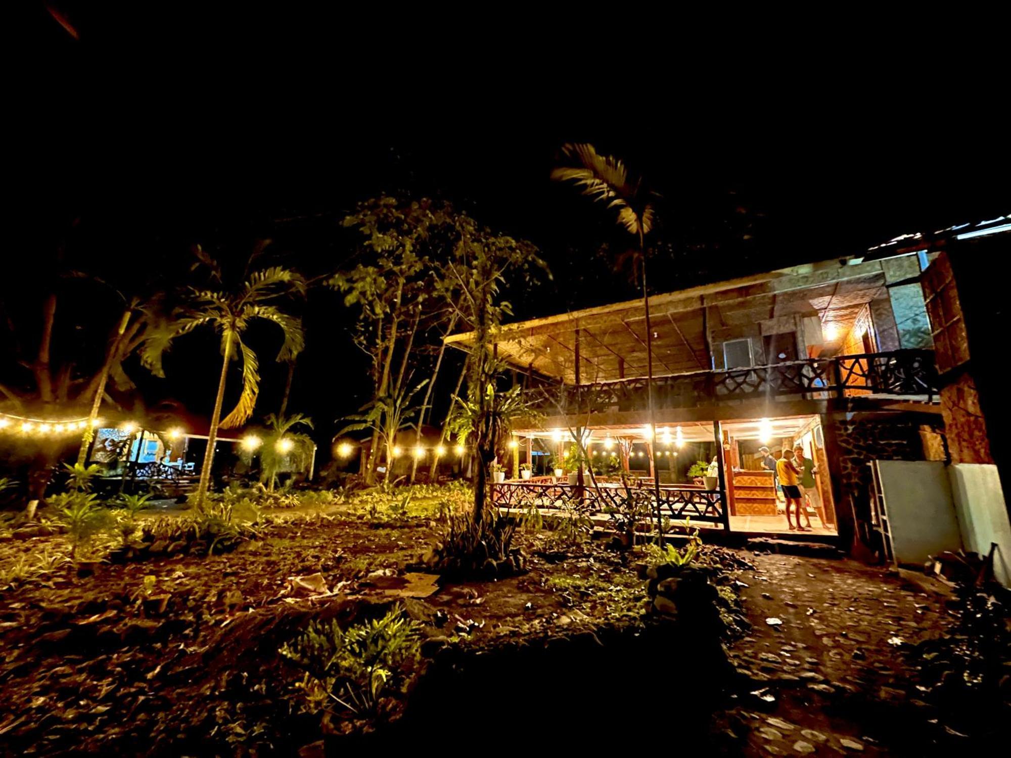 Playa Del Fuego Camiguin Beach Hostel & Resort Mambajao Exterior photo