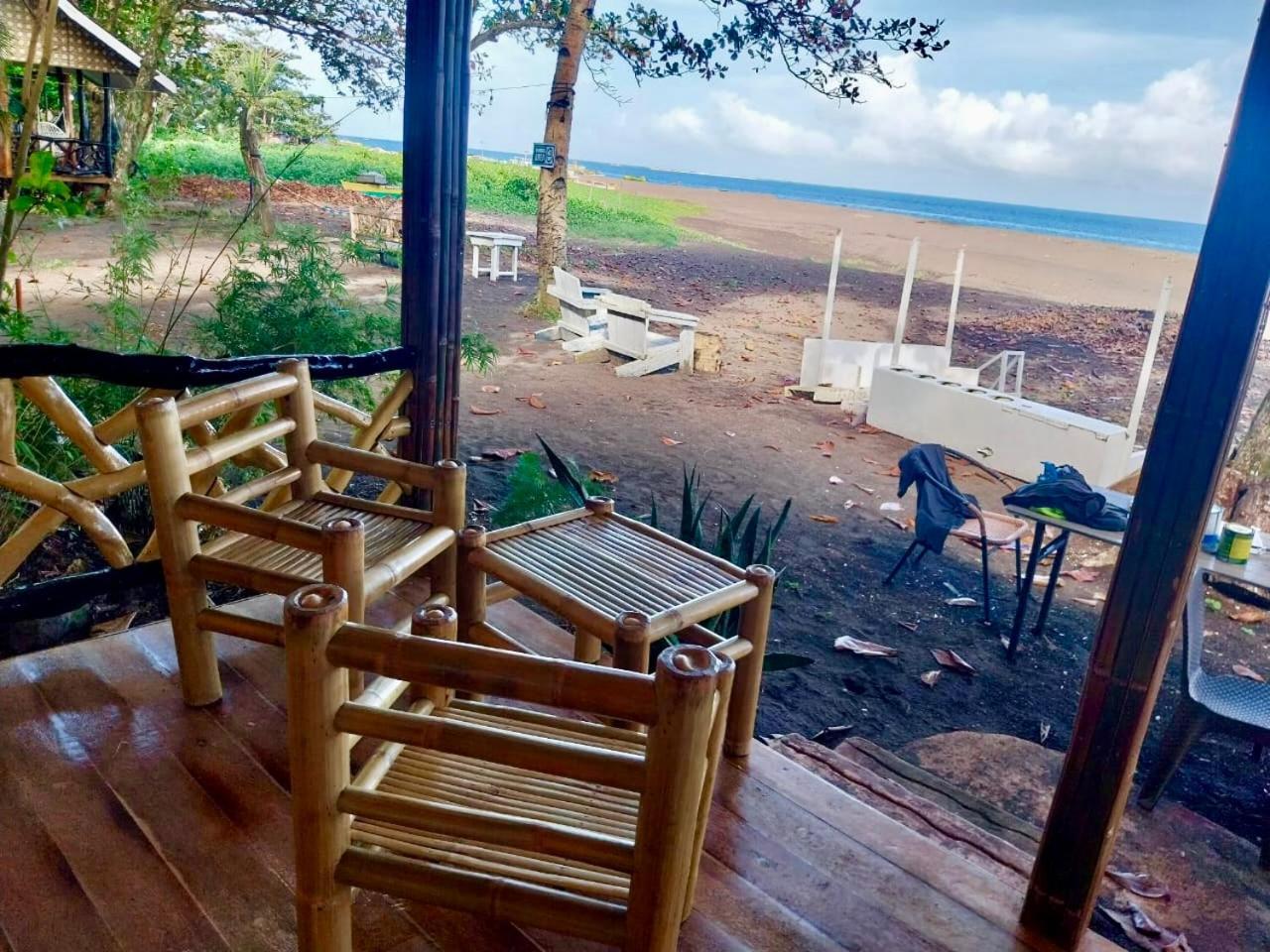 Playa Del Fuego Camiguin Beach Hostel & Resort Mambajao Exterior photo