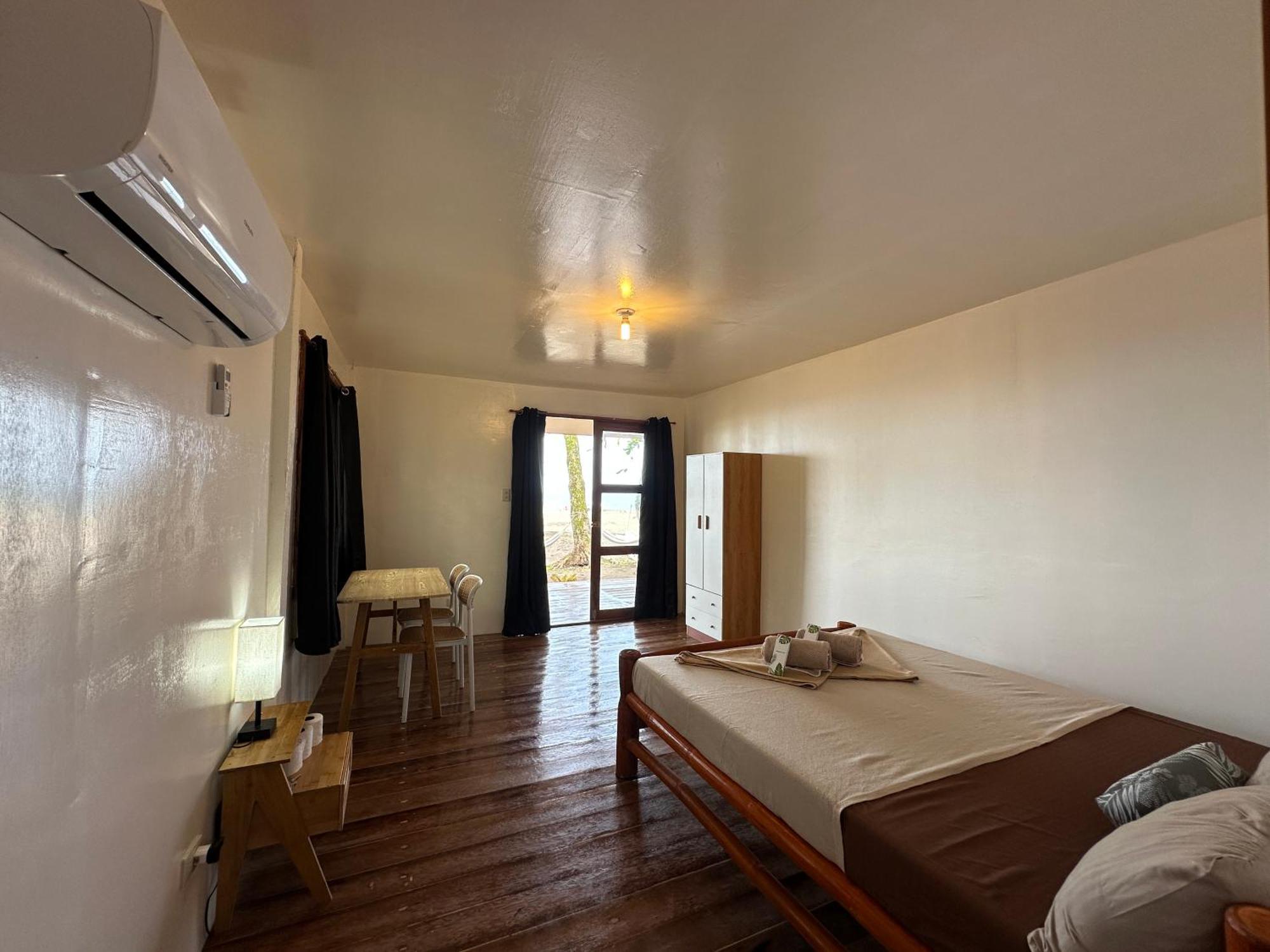 Playa Del Fuego Camiguin Beach Hostel & Resort Mambajao Exterior photo